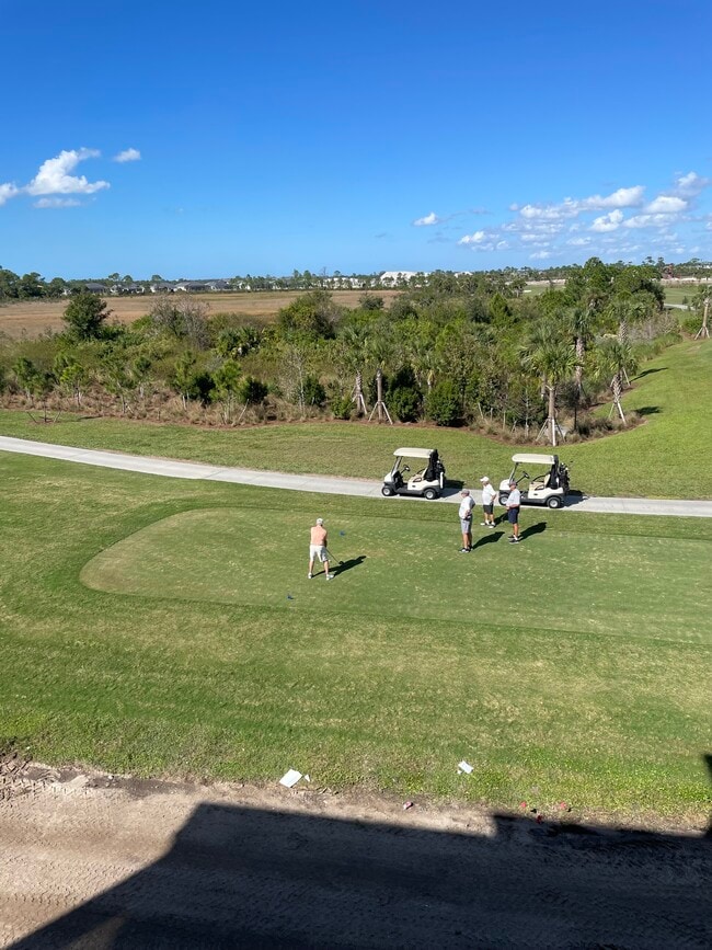 Building Photo - 12180 Wellen Golf St