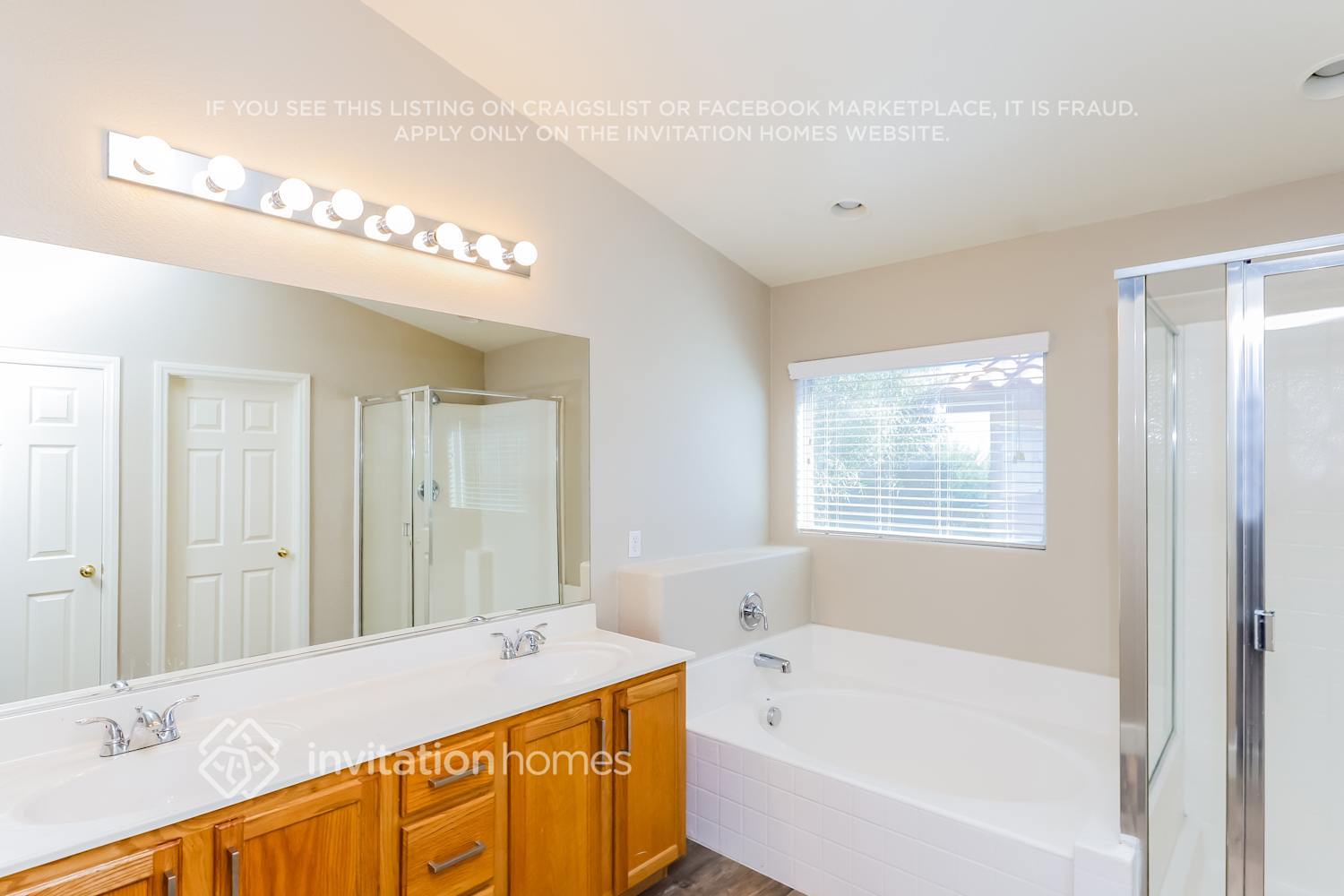 Building Photo - 6332 Sun Briar Ct