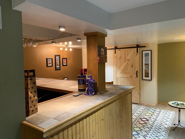 rec room - 7032 Stanford Ave