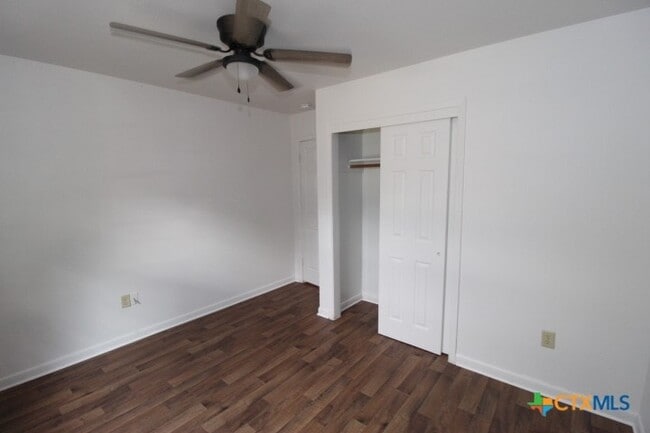 Building Photo - 502 S 9th St