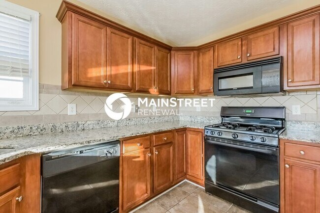 Building Photo - 3 Bedroom Pet-Friendly Home in Douglasville, GA with Main Street Renewal