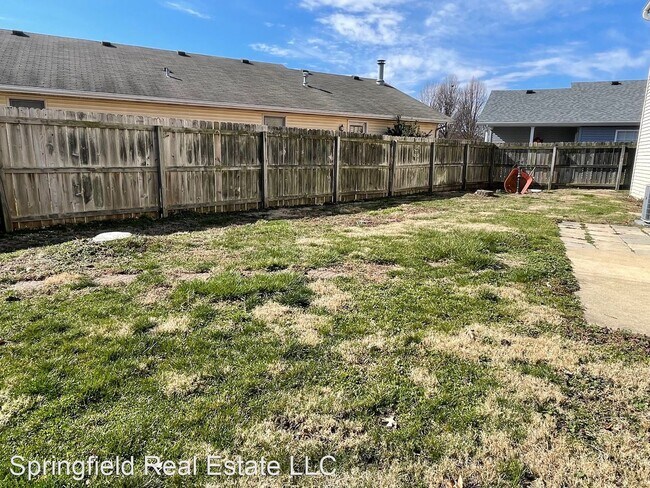 Building Photo - 3 br, 2.5 bath House - 4616 Lily Lane