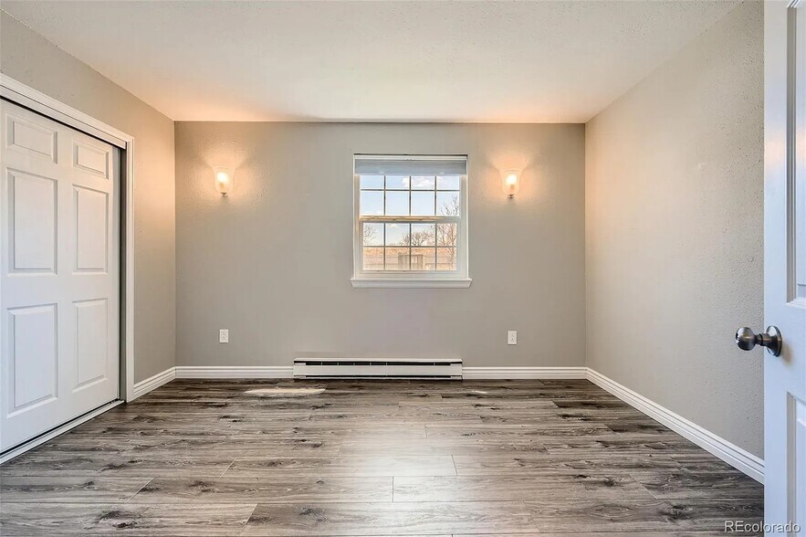 Bedroom - 5873 S Prince St