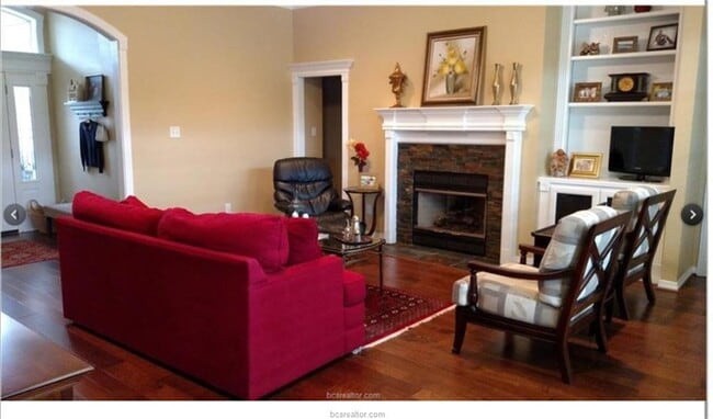 Building Photo - 307 Stoney Hills Ct