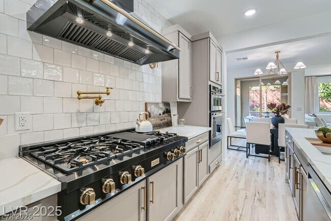 Building Photo - 5873 Skyfall Ct
