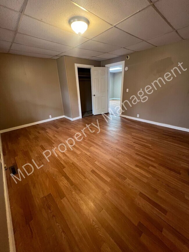 Building Photo - 401 Litchfield St