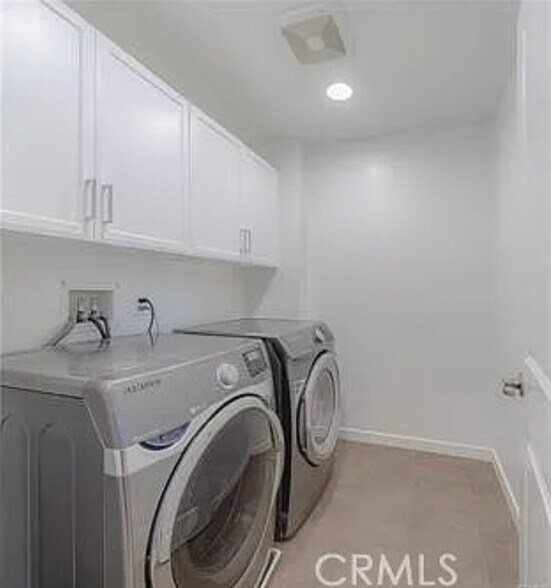 Building Photo - 37 Waldorf