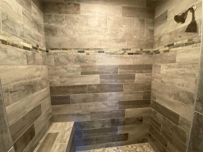 Building Photo - 129 Glades Dr