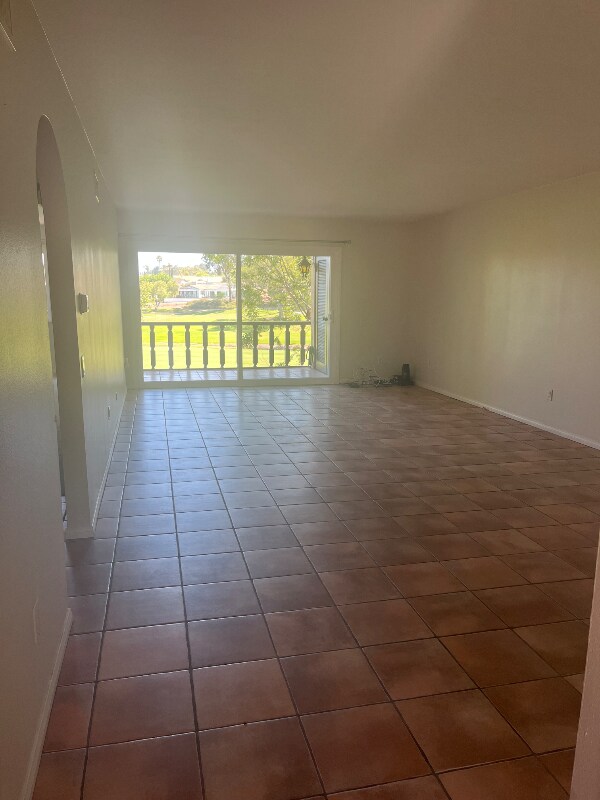 Building Photo - 12102 Rancho Bernardo Rd