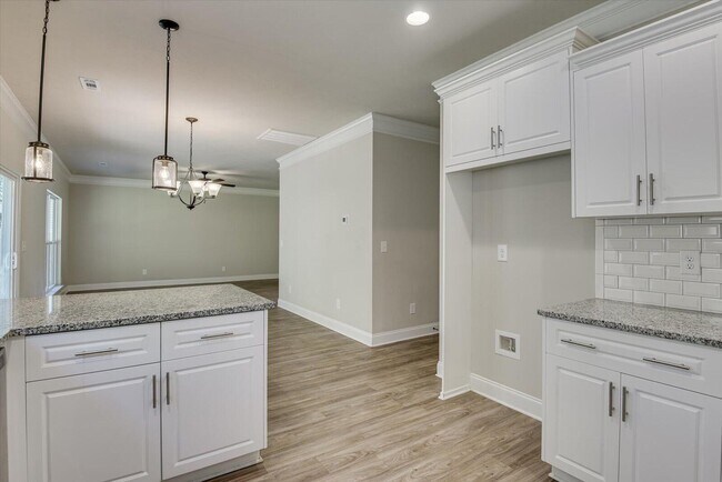 Building Photo - 1232 Gregory Landing Dr