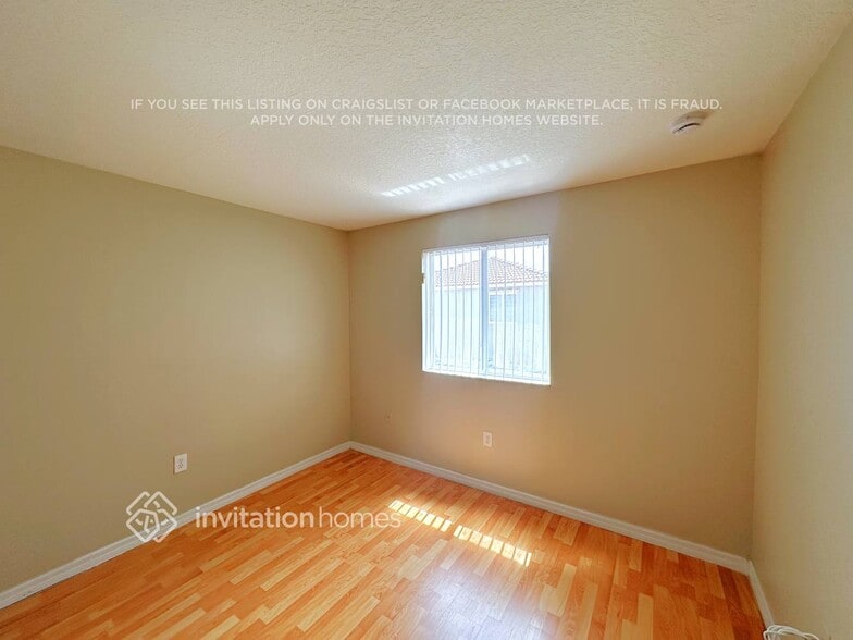 Building Photo - 5886 SW 162nd Path