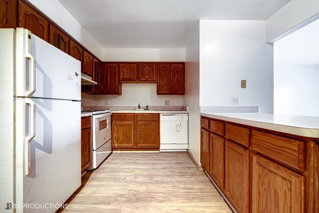 Building Photo - 20206 S Frankfort Square Rd