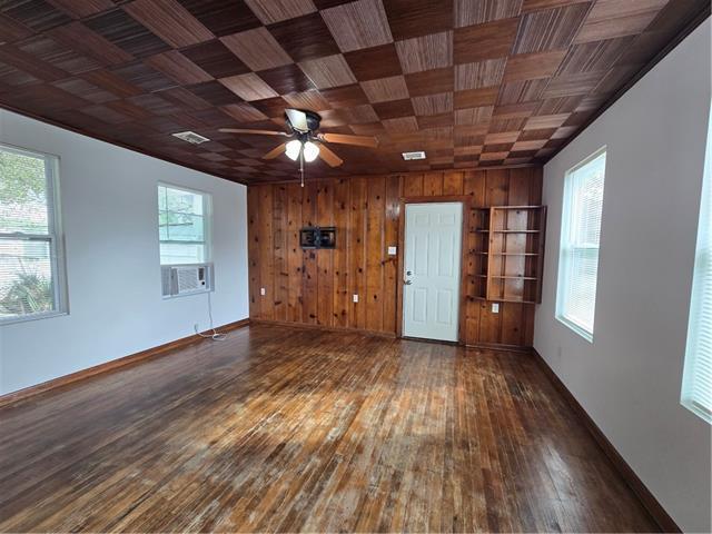 Building Photo - 137 Dufrene Ln