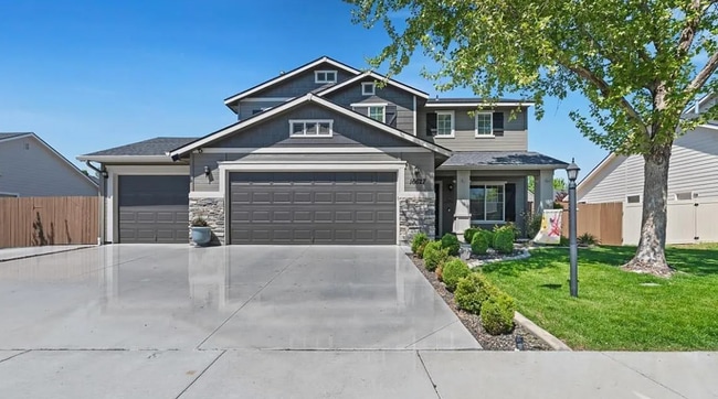 Primary Photo - This home has it all!