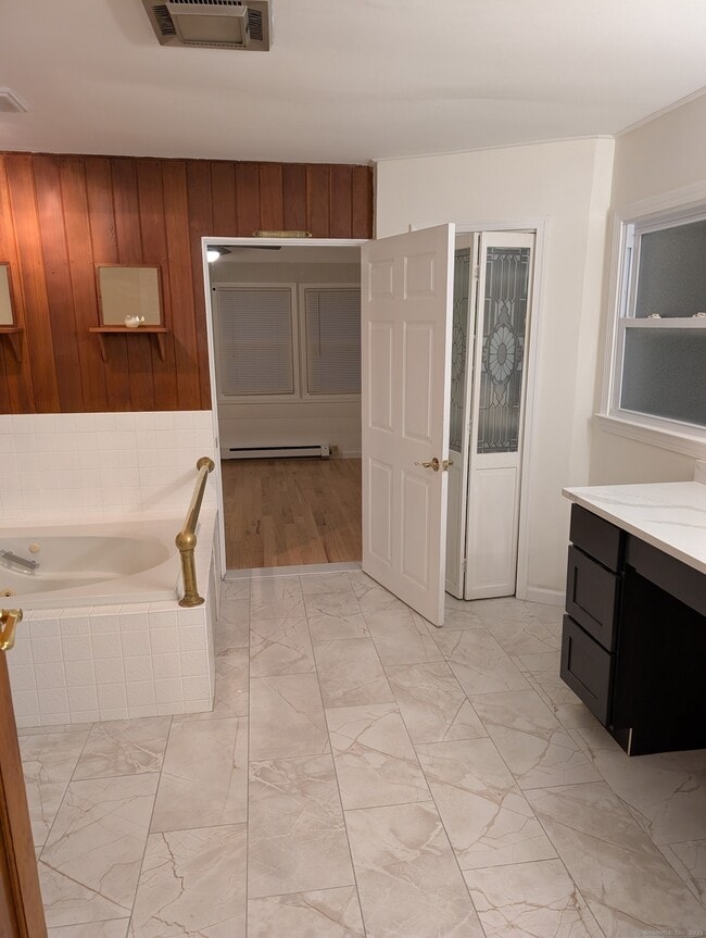 Building Photo - 93 Bailey Rd