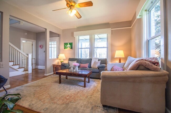 Building Photo - 3342 Yellow Sulphur Rd