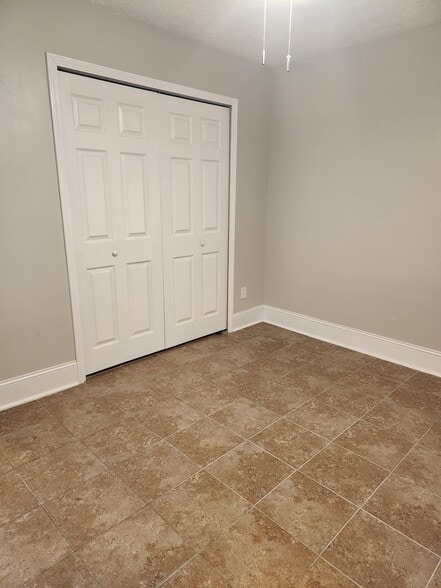 Closet living room - 2510 W 9th St