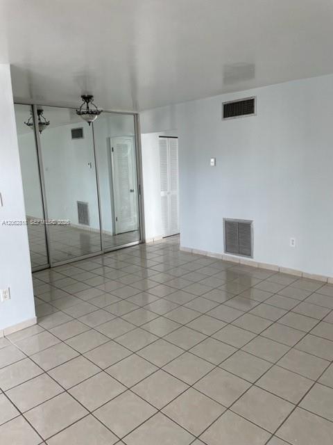 Building Photo - 1340 Lincoln Rd