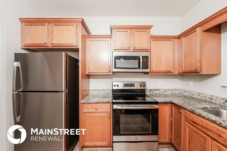 Building Photo - 4563 Rosser Loop Dr