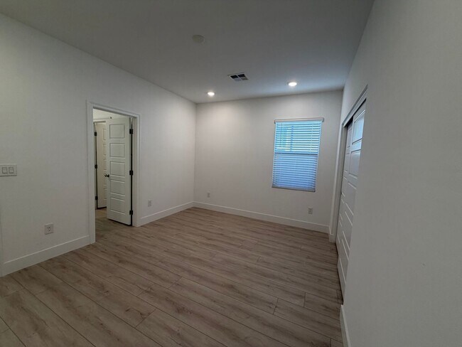 Building Photo - Stunning Build! Upgraded 3-Bed Home w/ 3-C...