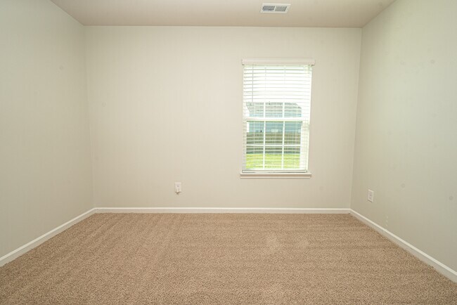 Building Photo - 4016 Madeline Farm Blvd