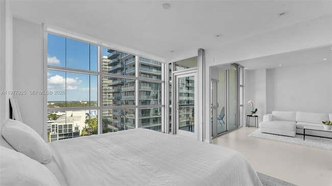 Building Photo - 3301 NE 1st Ave