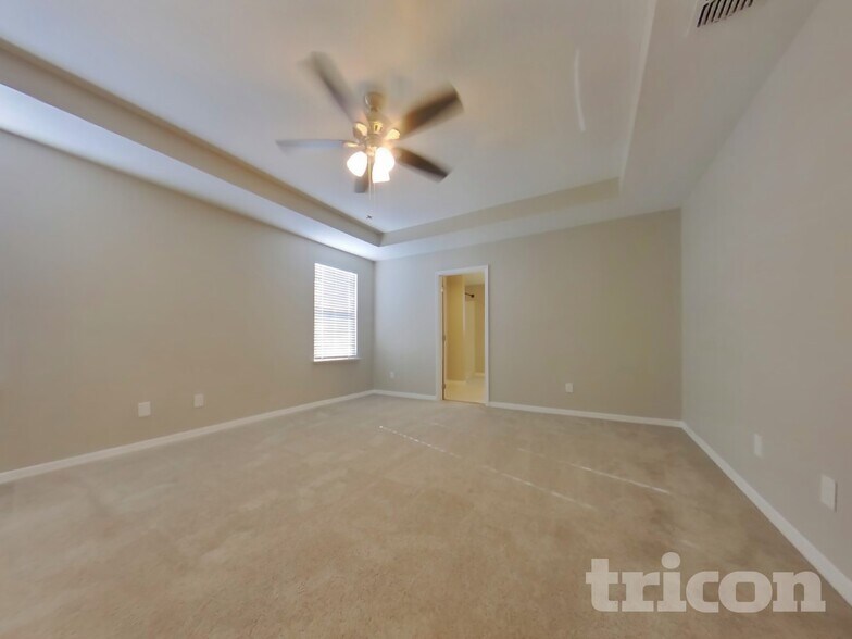 Building Photo - 15406 Taurus Ct