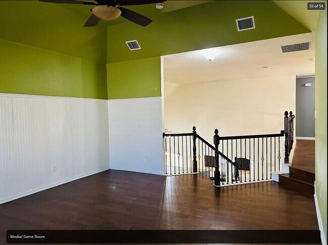 Building Photo - 8128 Grand Canyon Dr
