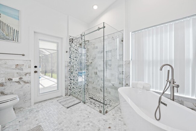 Building Photo - 905 Sandy Oaks Dr
