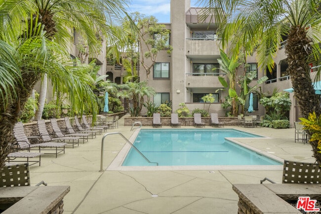 Building Photo - 8300 Manitoba St