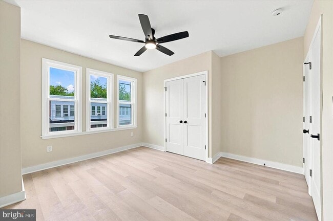 Building Photo - 6151 Algard St