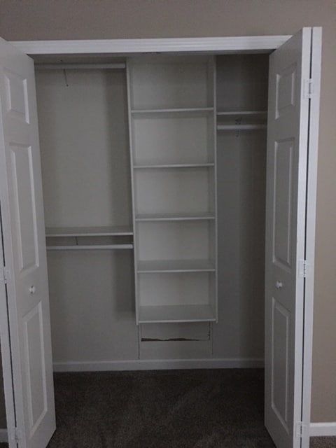 Building Photo - Lovely 3 Bedroom Townhome!