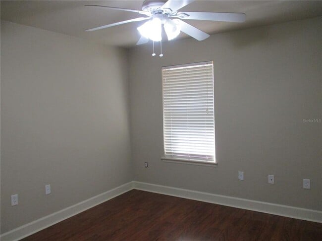 Building Photo - 2951 SW 35th Pl