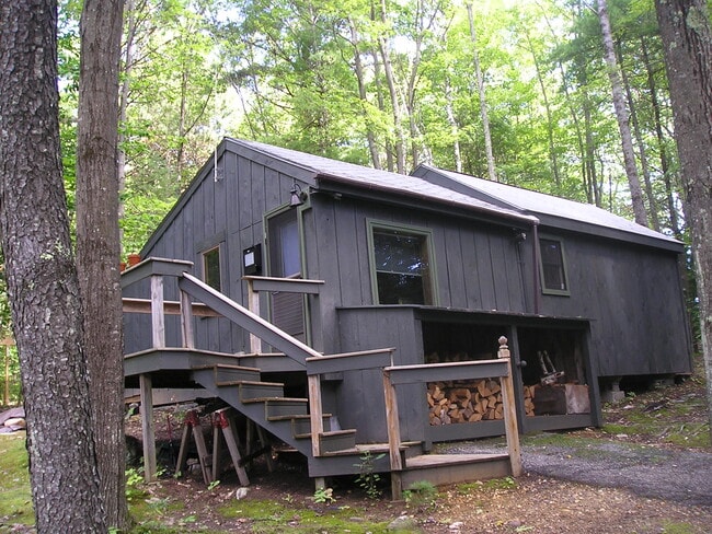 Building Photo - 59 Webster Mills Rd