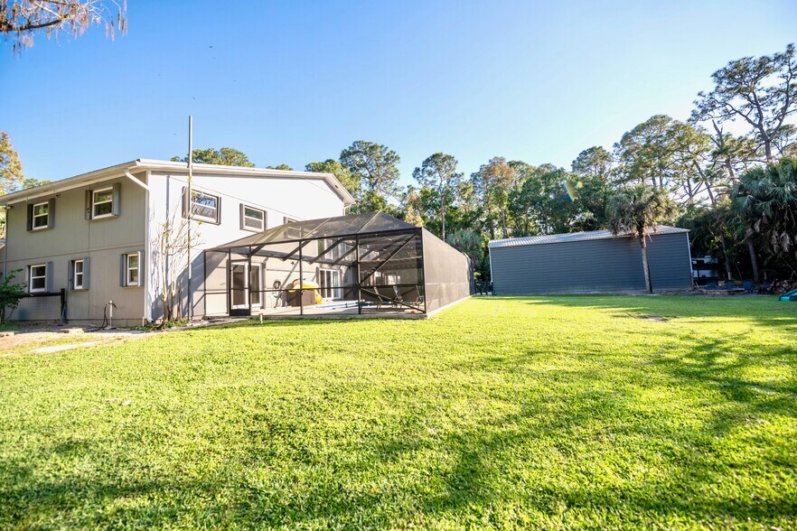 Building Photo - 16887 97th Way N