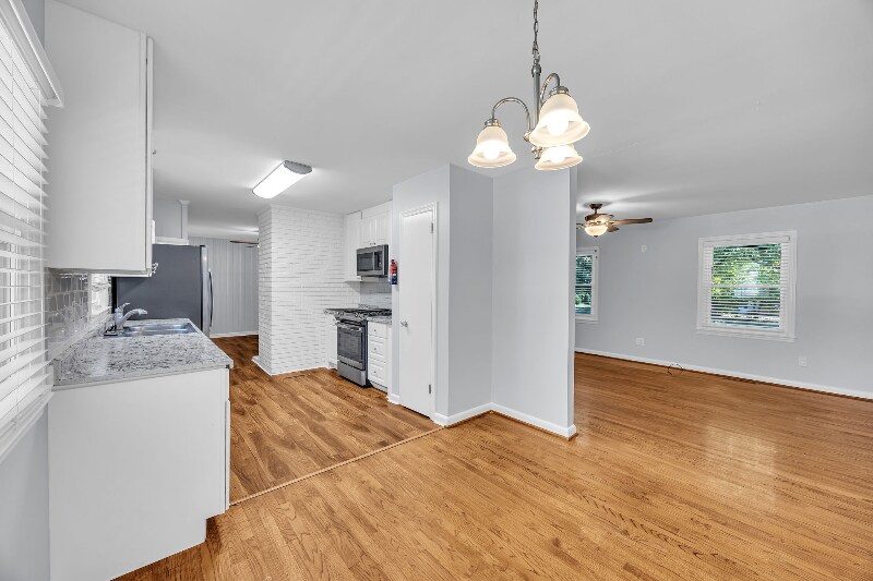 Building Photo - 1024 Miller Ave