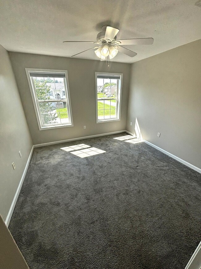 Building Photo - 11 Cobra Ct