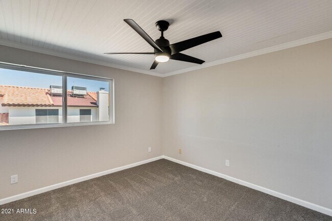 Building Photo - An ABSOLUTE DREAM HOME is waiting for you!...