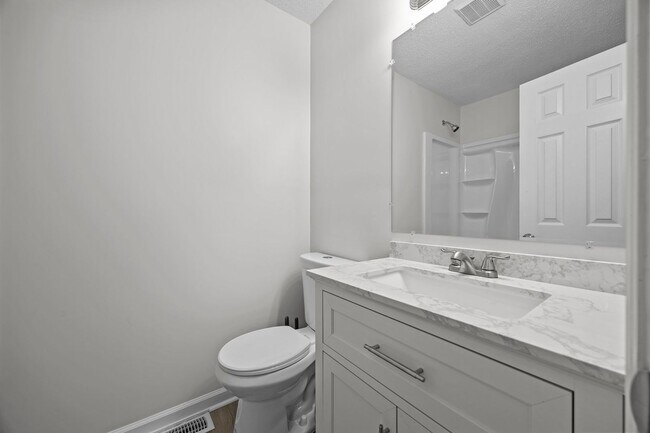 Building Photo - Fantastic Corner Lot, Updated 4 Bedroom Sp...