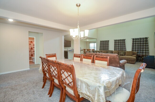 Building Photo - 9426 Barton Crossing Ln