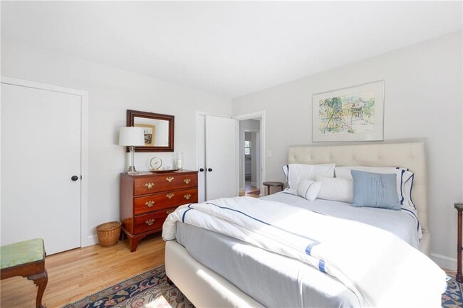 Building Photo - 6 Cliff Ter