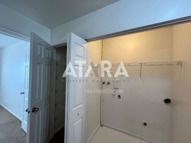 Building Photo - 4984 W 4850 S