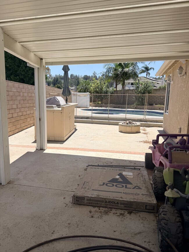 Building Photo - 6132 E Baja Dr