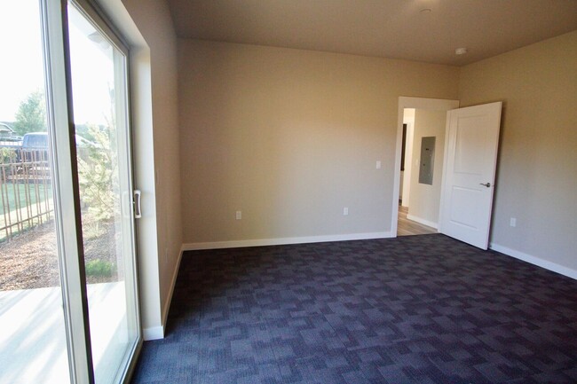 Building Photo - 61308 Blakely Rd