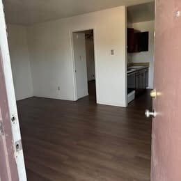 Building Photo - 2044 S 11th Ave