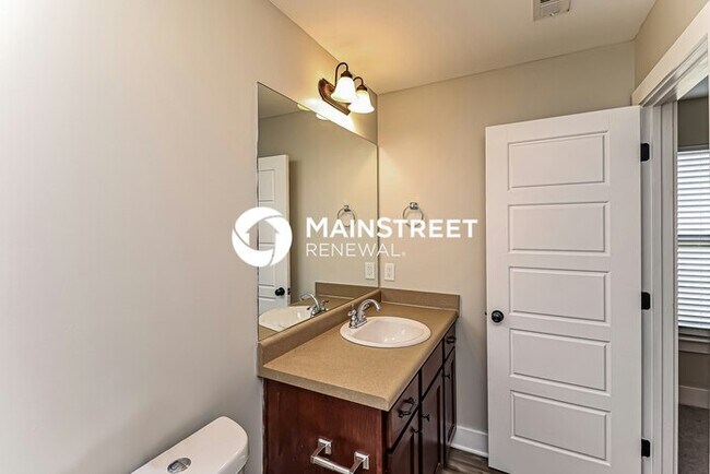Building Photo - 4 Bedroom Pet-Friendly Home in MCCALLA, AL with Main Street Renewal
