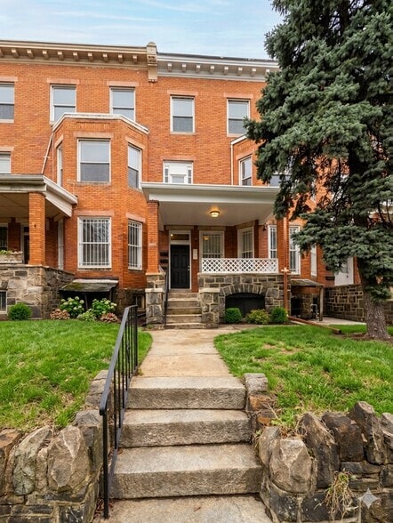 Building Photo - 2732 Reisterstown Rd