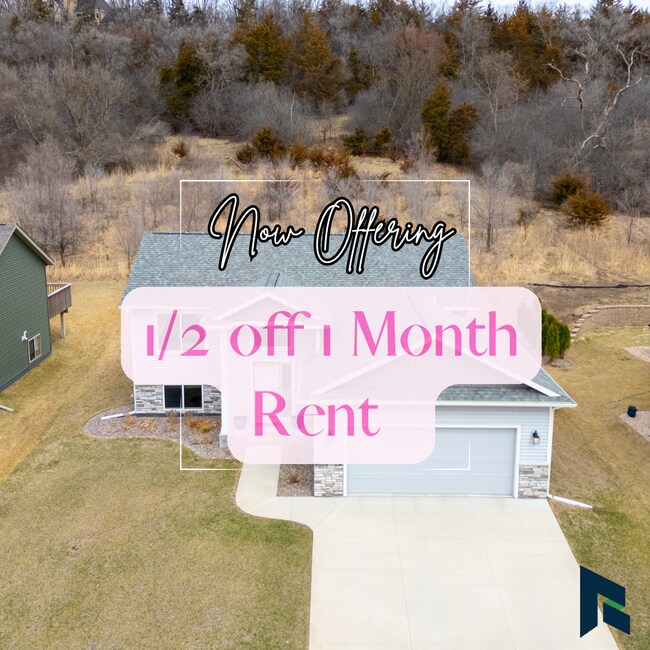 Primary Photo - Modern 4-bed, 3-bath Single-Family Home Lo...