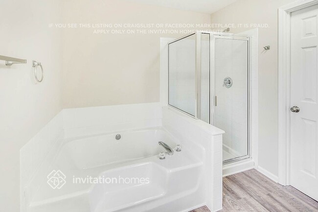 Building Photo - 7029 Honey Tree Ln