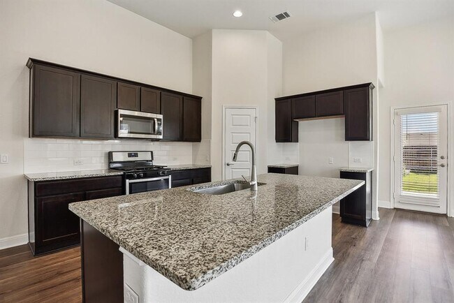 Building Photo - 16705 Marcello Dr